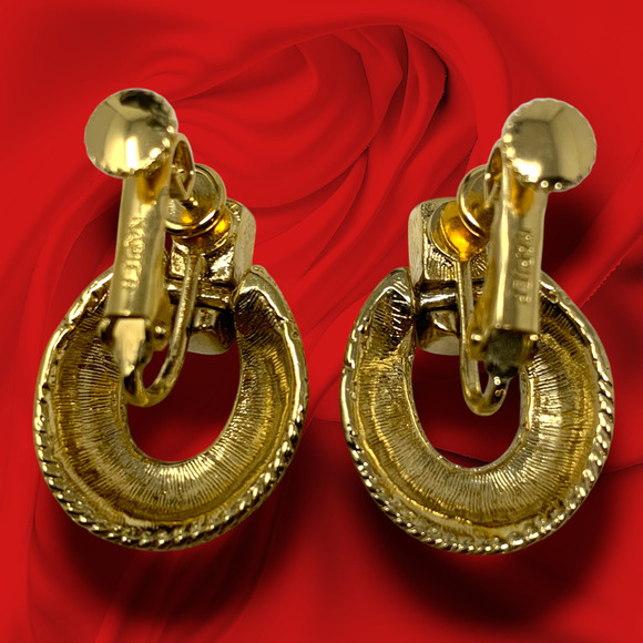Vintage 1980's Napier Petite Doorknocker Earrings Gold Tone Leverback Runway - Picture 2 of 5
